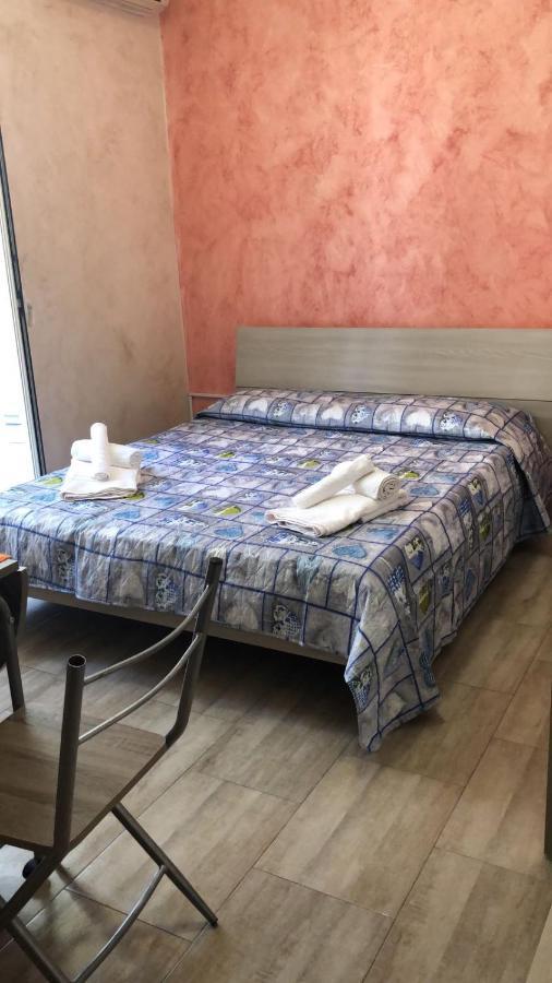 Castello'S Room Syracuse Exterior photo